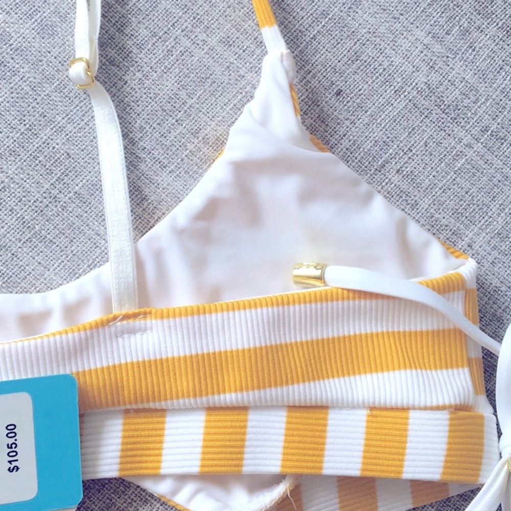 NWT Beach Bunny Bikini Set - XS/S - Picture 10 of 10